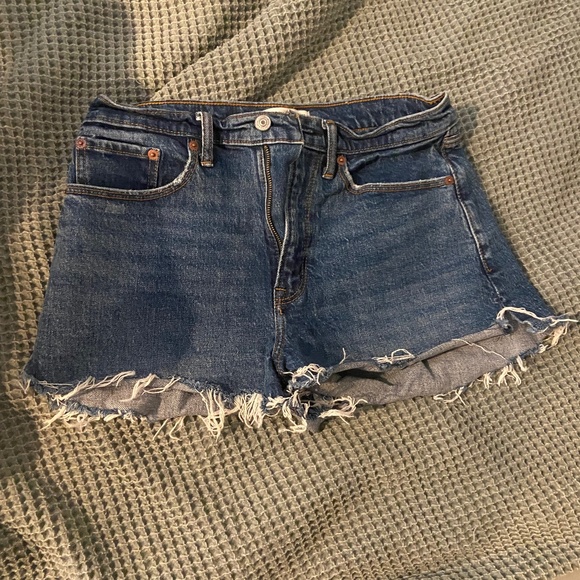 A&F Jean shorts - Picture 1 of 3